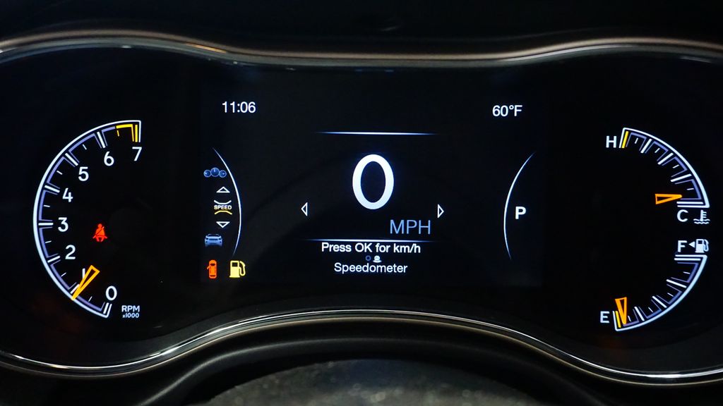 Thumbnail: 2017 Jeep Grand Cherokee - 31