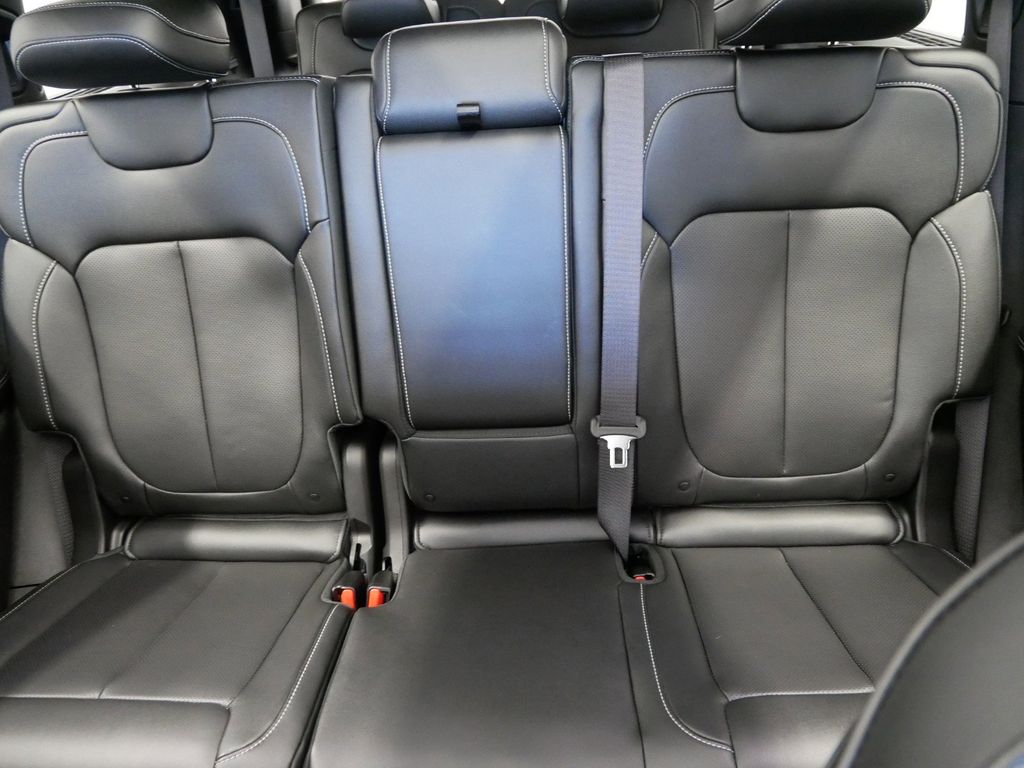 Thumbnail: 2025 Jeep Grand Cherokee L - 36