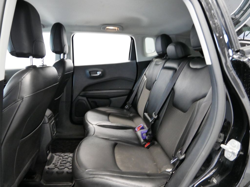 Thumbnail: 2020 Jeep Compass - 26