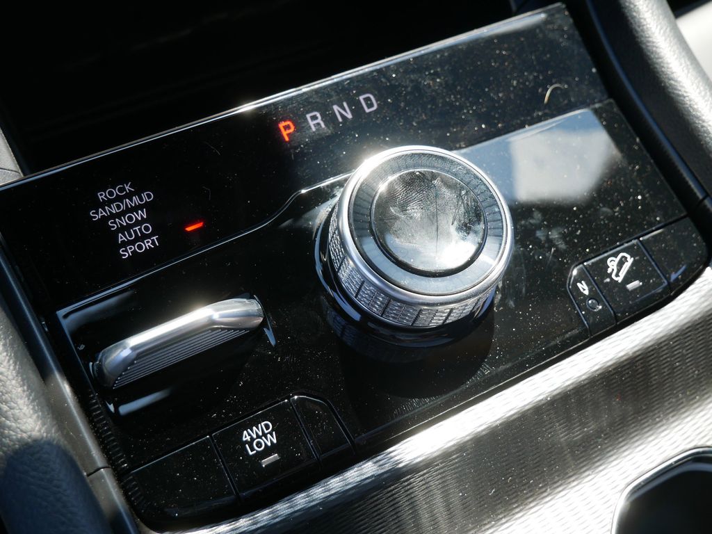 Thumbnail: 2025 Jeep Grand Cherokee - 43