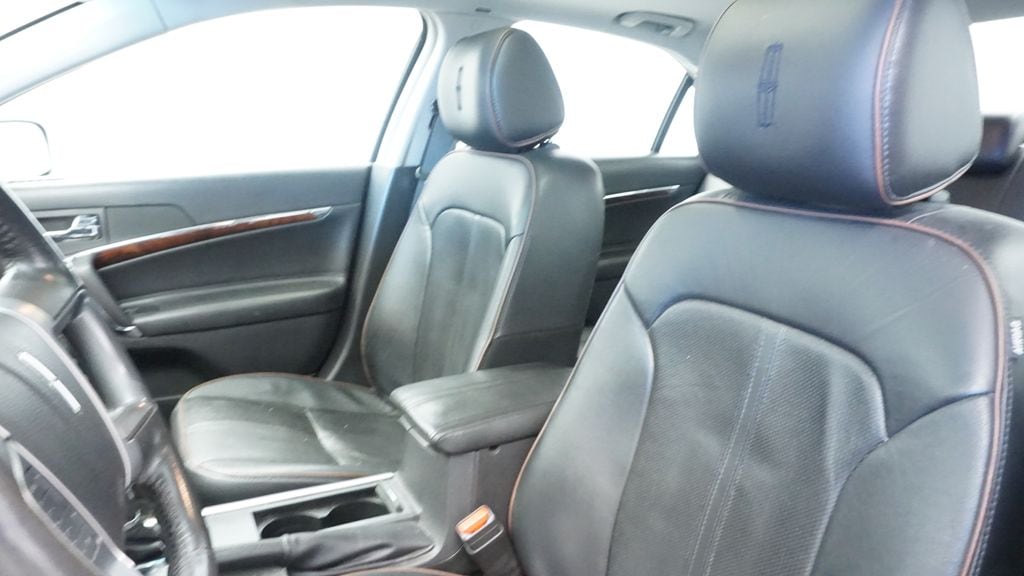 Thumbnail: 2012 Lincoln MKZ - 19