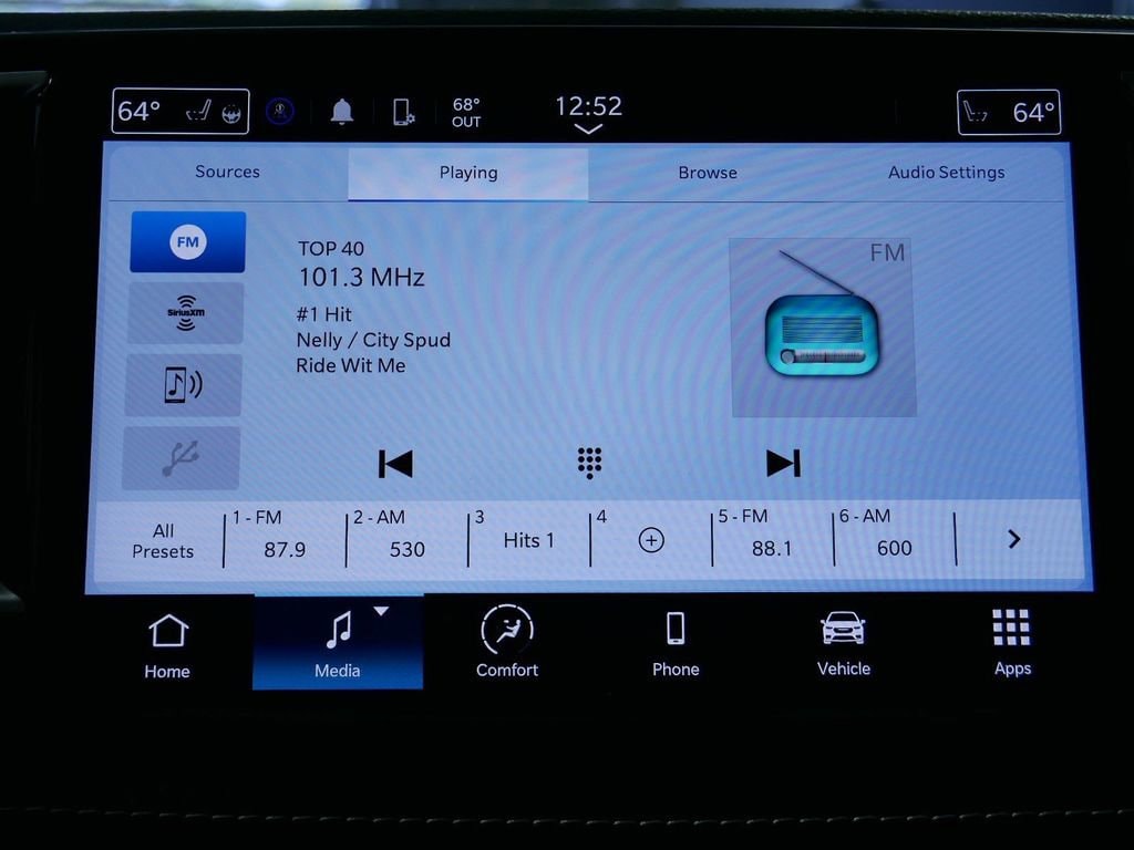 Thumbnail: 2024 Chrysler Pacifica - 41