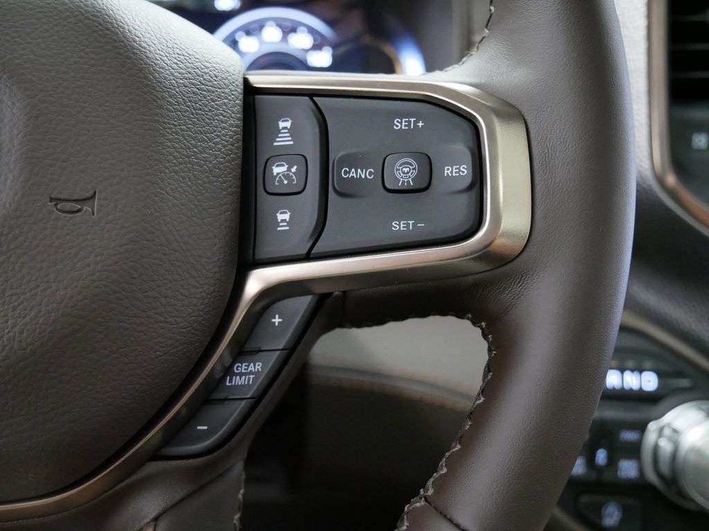 Thumbnail: 2026 RAM 1500 - 28