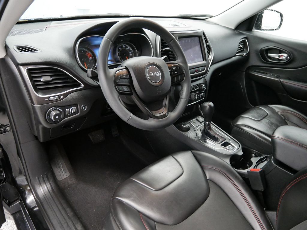 Thumbnail: 2022 Jeep Cherokee - 2