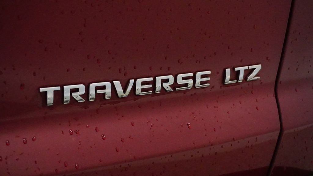 Thumbnail: 2009 Chevrolet Traverse - 14