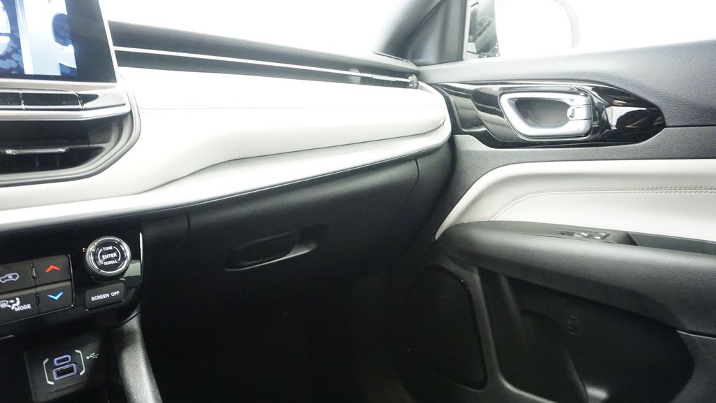 Thumbnail: 2026 Jeep Compass - 35