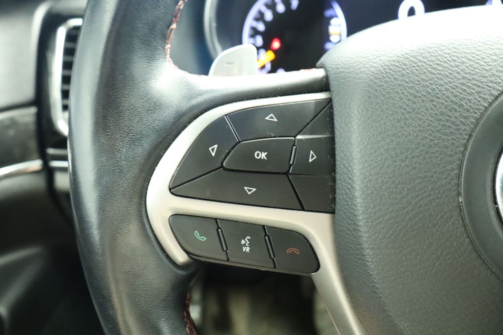 Thumbnail: 2021 Jeep Grand Cherokee - 43