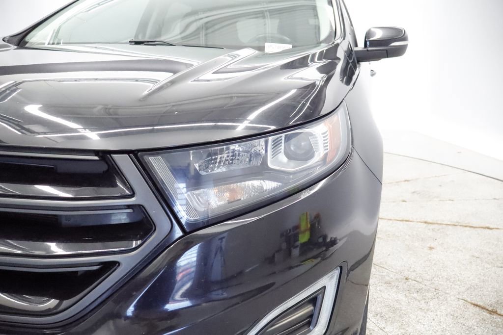 Thumbnail: 2016 Ford Edge - 13