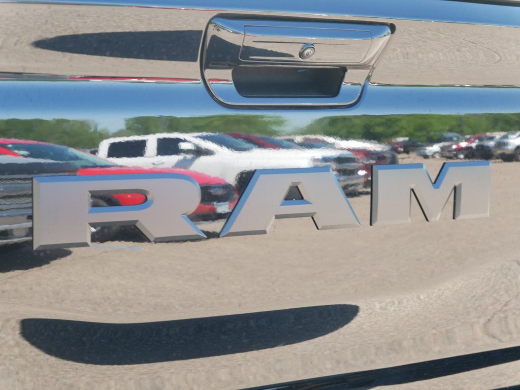 2025 RAM 1500 Laramie 12