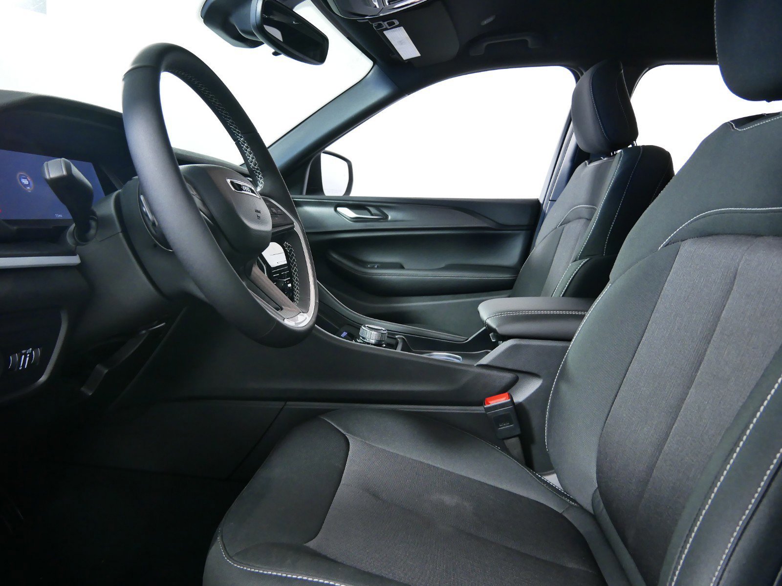 2024 Jeep Grand Cherokee Laredo 31
