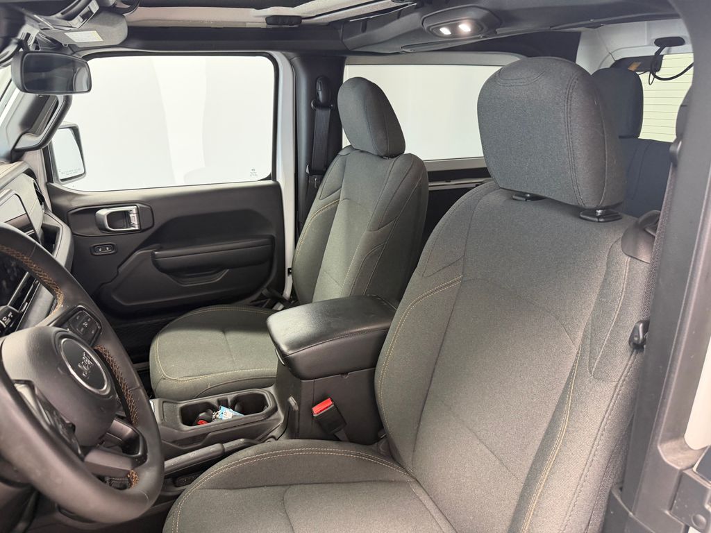 Thumbnail: 2024 Jeep Wrangler - 16