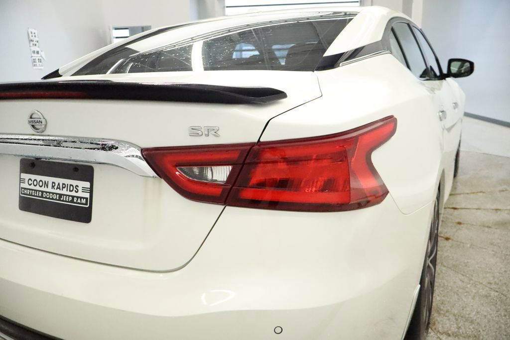 Thumbnail: 2016 Nissan Maxima - 15