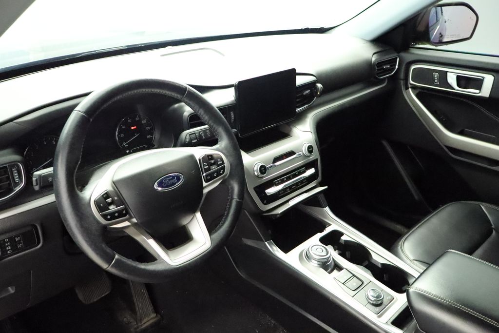 Thumbnail: 2023 Ford Explorer - 34