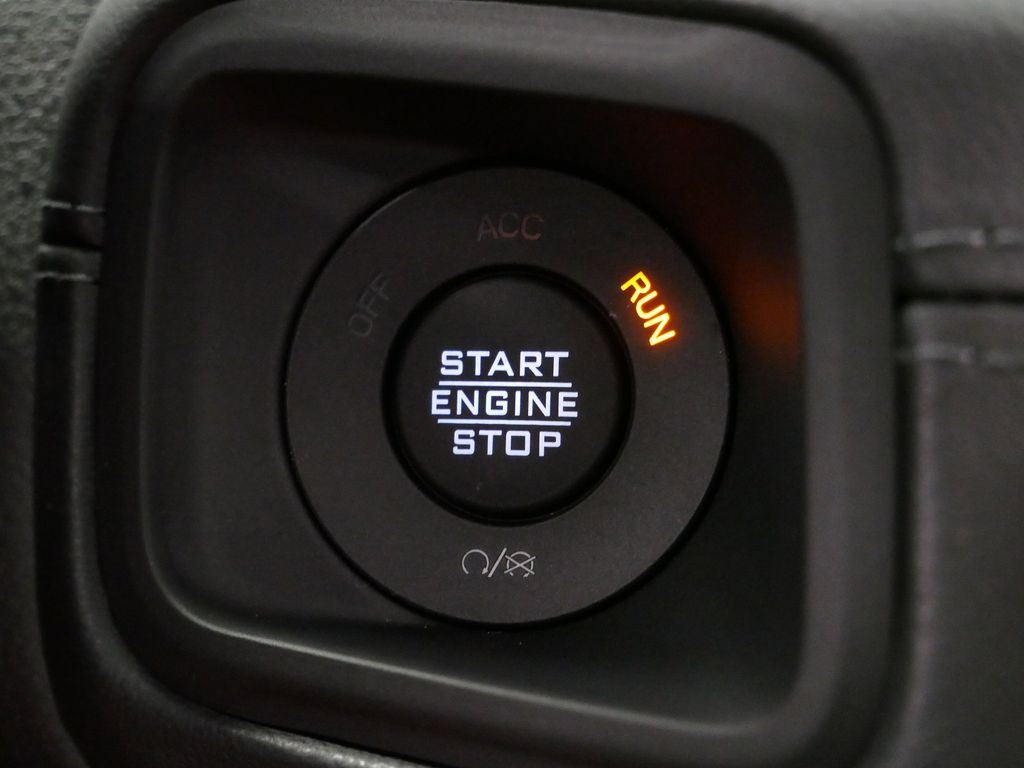 Thumbnail: 2025 Jeep Wrangler - 42