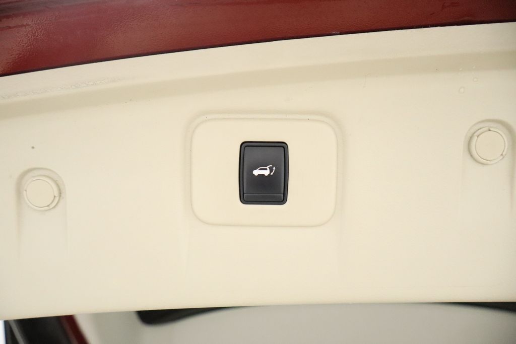 Thumbnail: 2015 Nissan Murano - 29