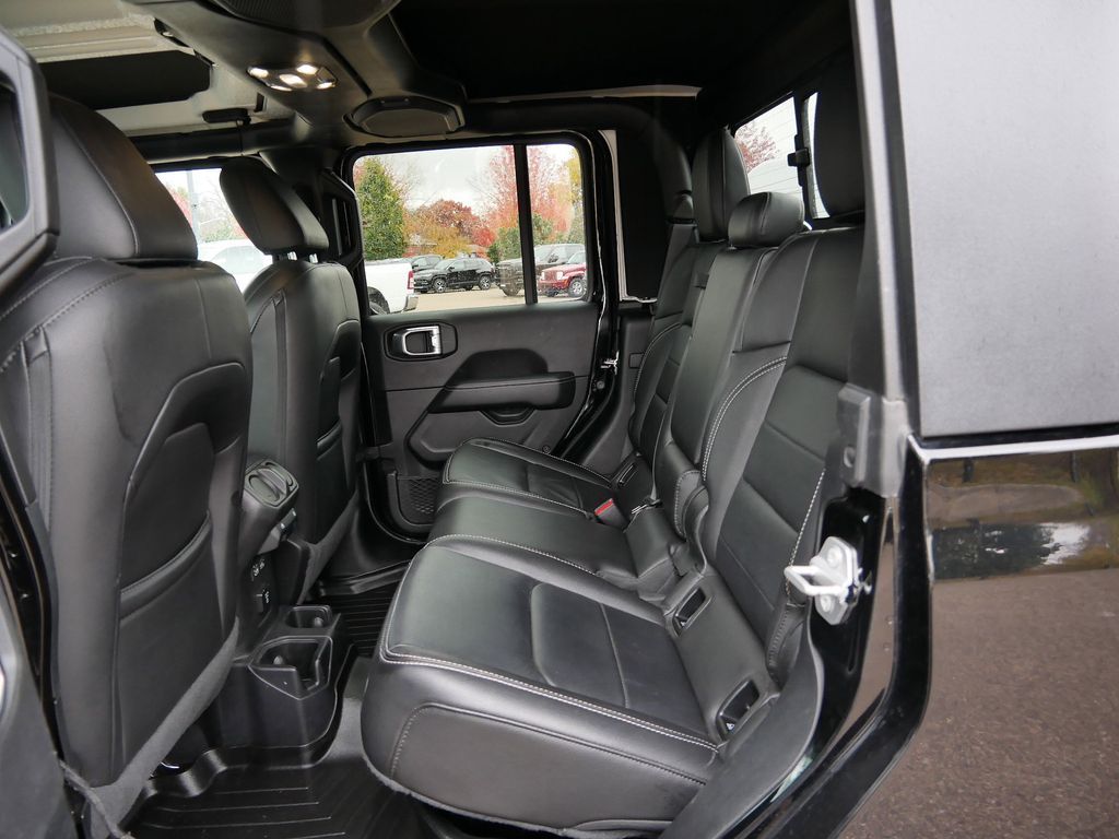 Thumbnail: 2021 Jeep Gladiator - 37