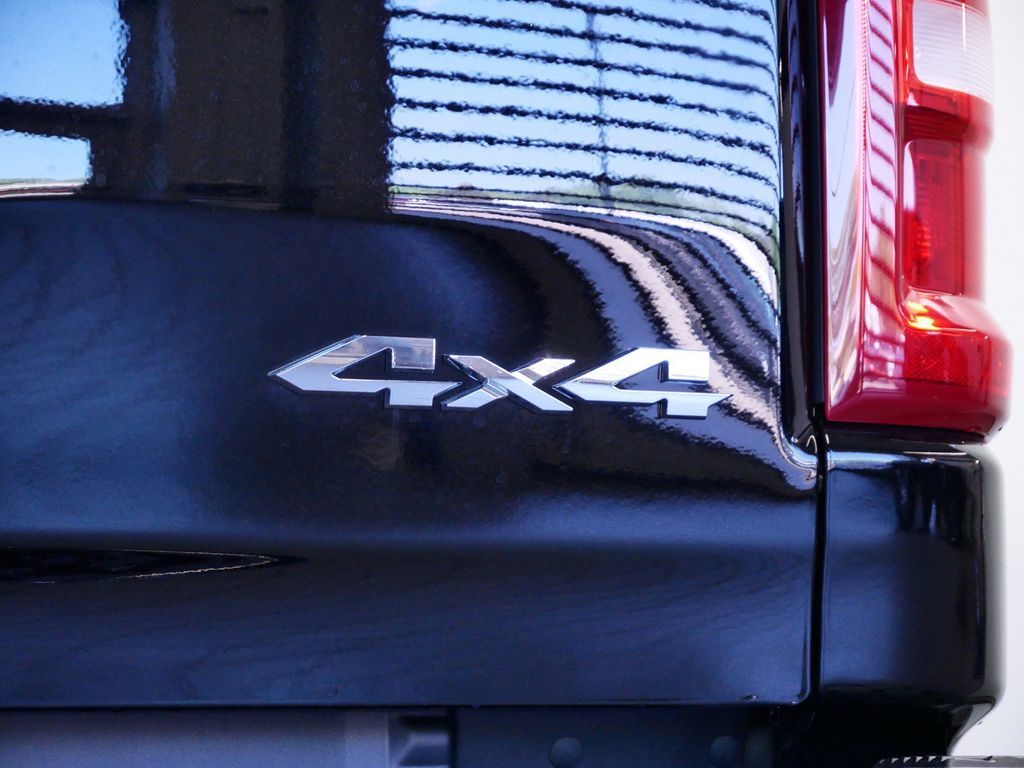 Thumbnail: 2025 RAM 1500 - 14