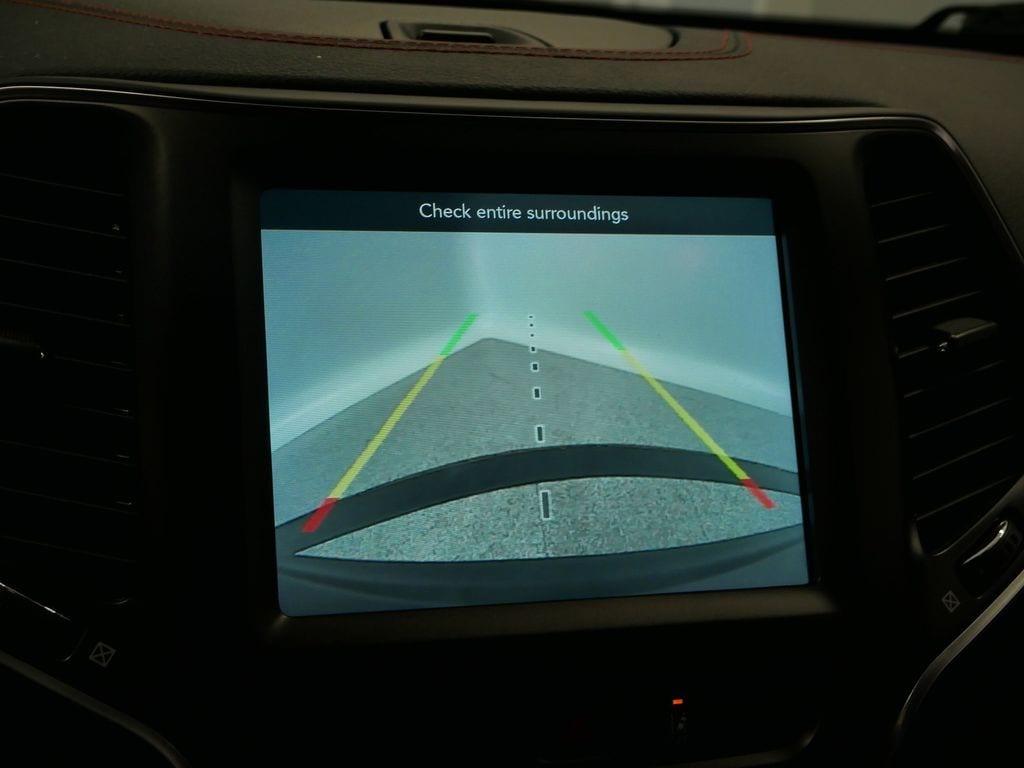 Thumbnail: 2022 Jeep Cherokee - 38