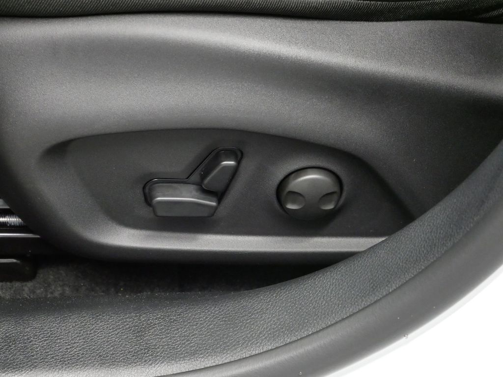 Thumbnail: 2026 Jeep Compass - 4