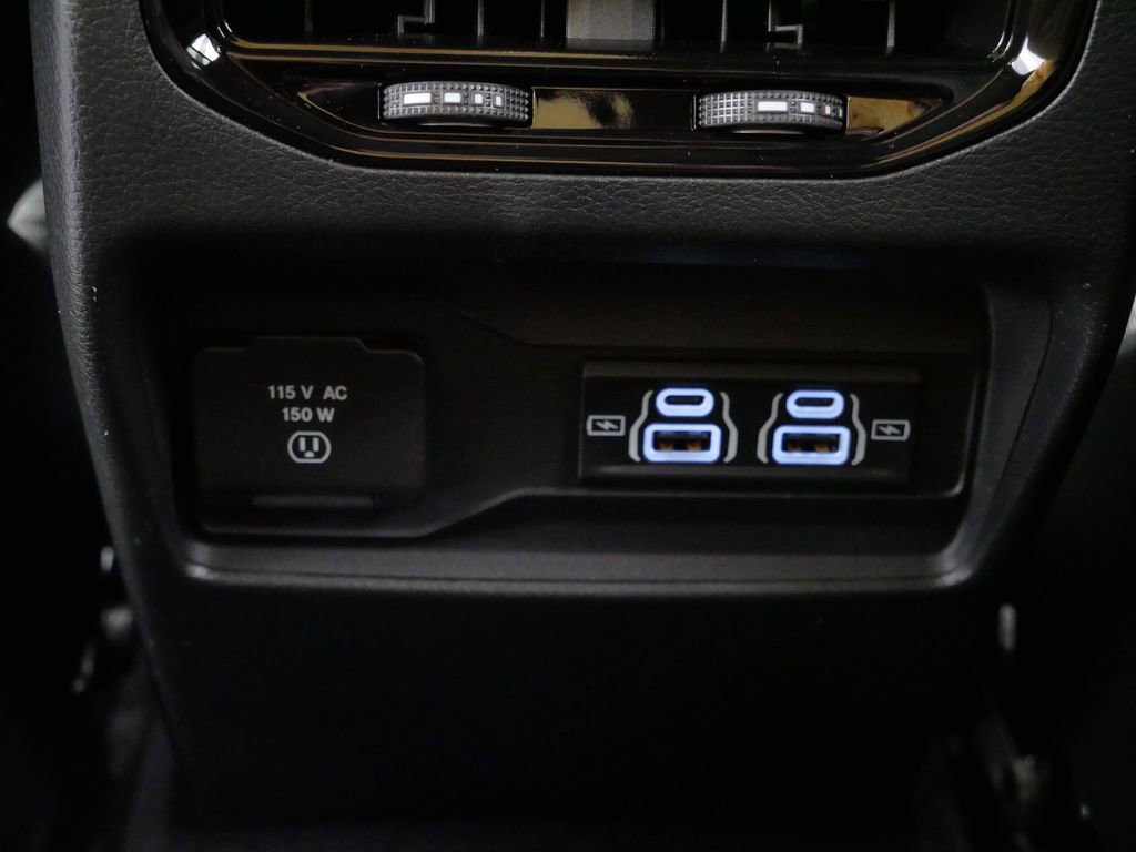 Thumbnail: 2025 Jeep Grand Cherokee - 20