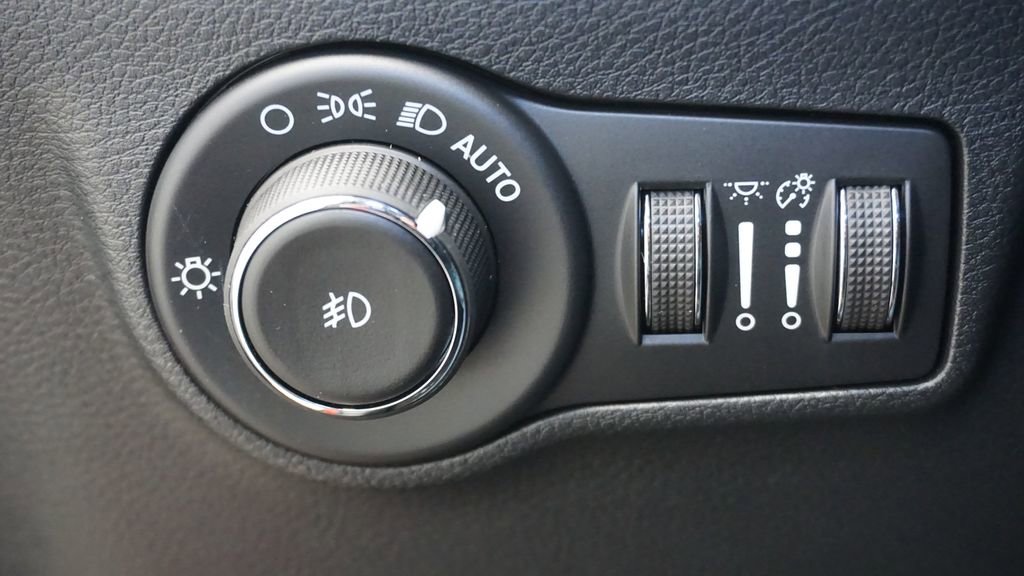 Thumbnail: 2026 Jeep Compass - 35