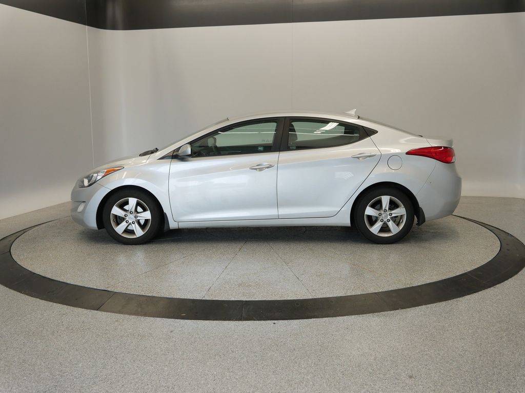Thumbnail: 2013 Hyundai Elantra - 2