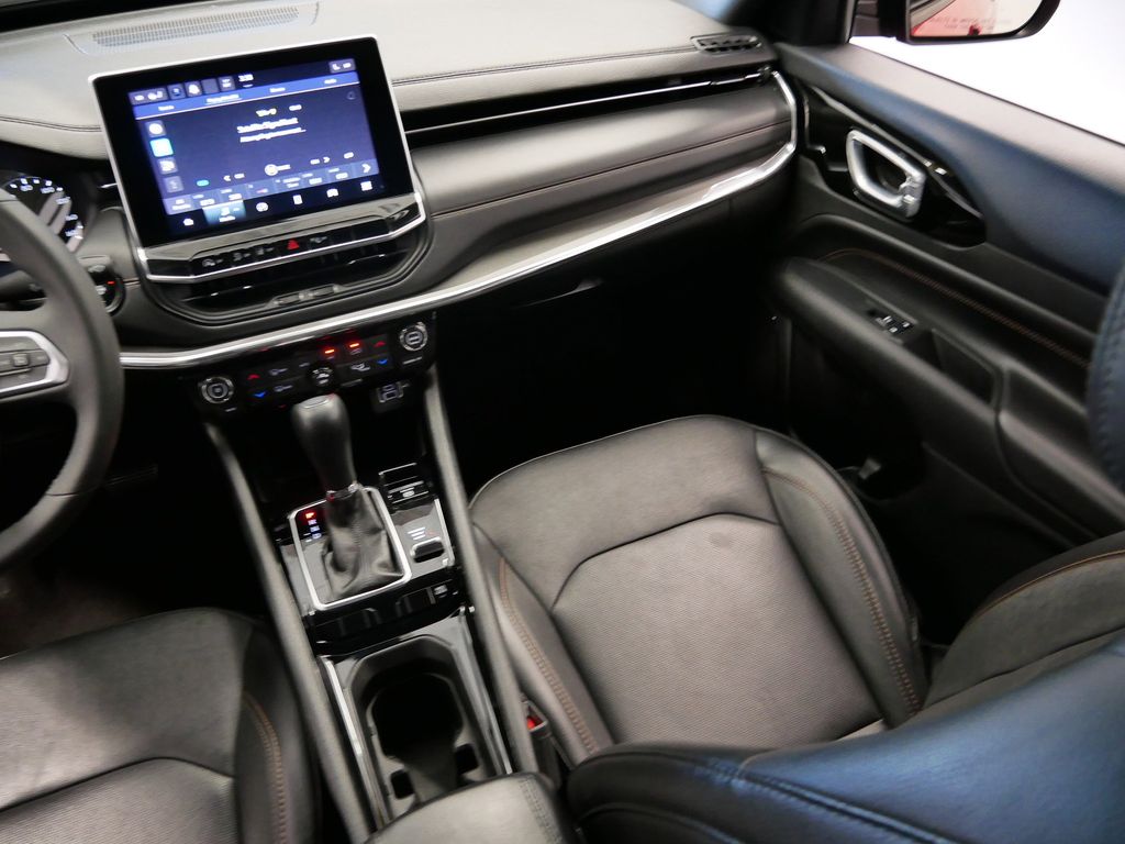 Thumbnail: 2023 Jeep Compass - 19