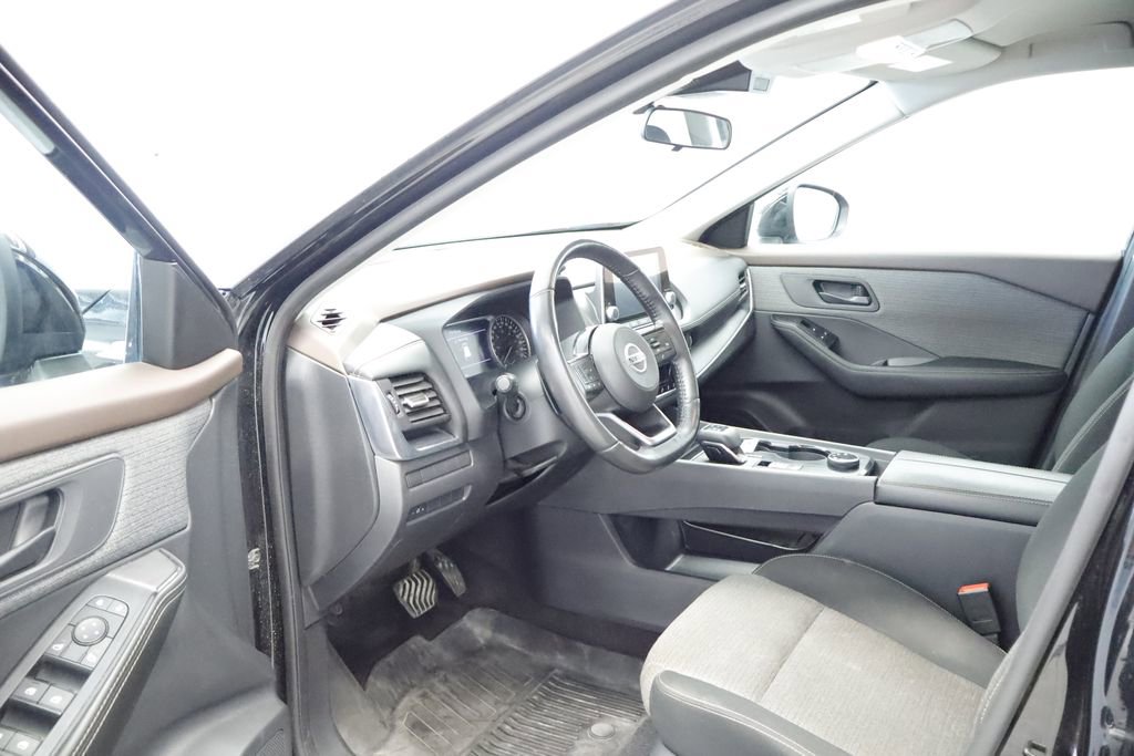 Thumbnail: 2021 Nissan Rogue - 24