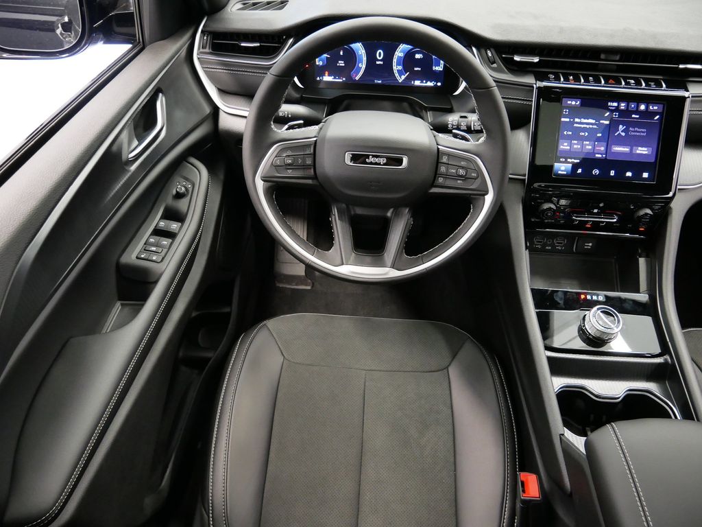 Thumbnail: 2025 Jeep Grand Cherokee L - 14