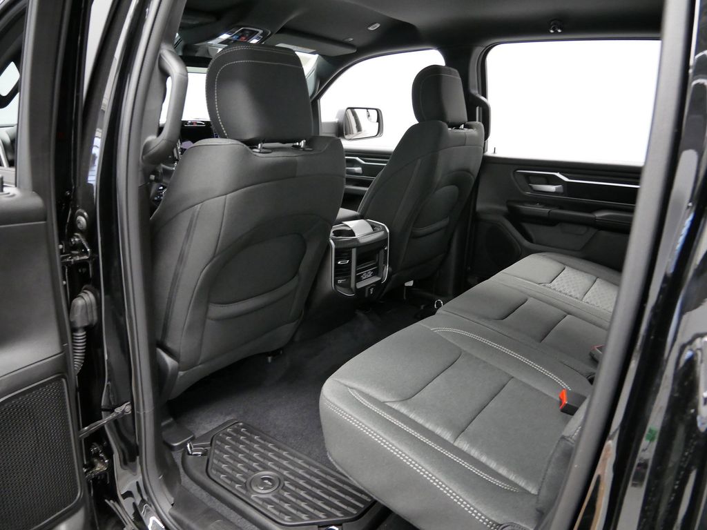 Thumbnail: 2026 RAM 1500 - 7