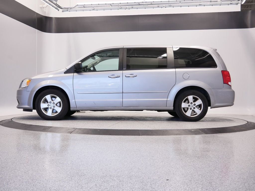 Thumbnail: 2013 Dodge Grand Caravan - 2