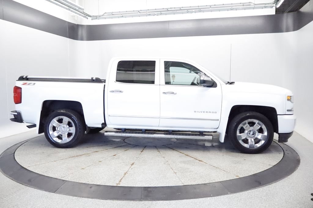 Thumbnail: 2017 Chevrolet Silverado 1500 - 6