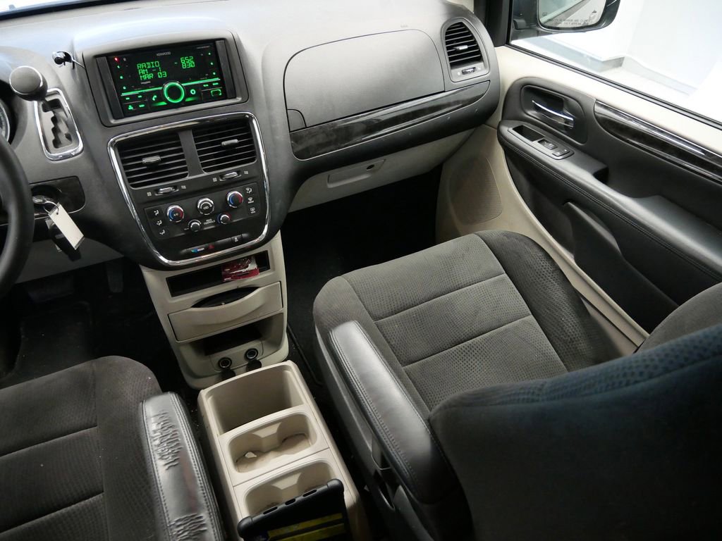 Thumbnail: 2013 Dodge Grand Caravan - 25