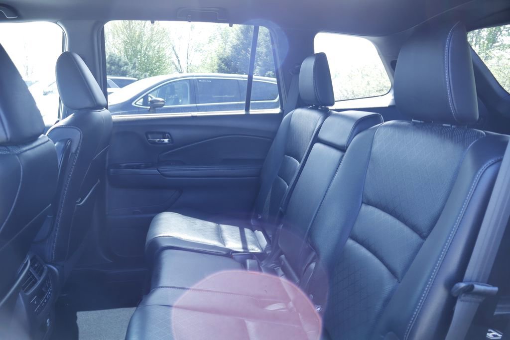 Thumbnail: 2019 Honda Passport - 21