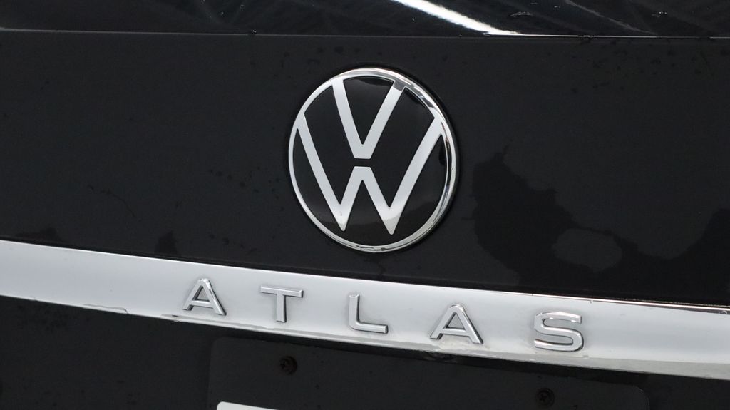 Thumbnail: 2022 Volkswagen Atlas - 17