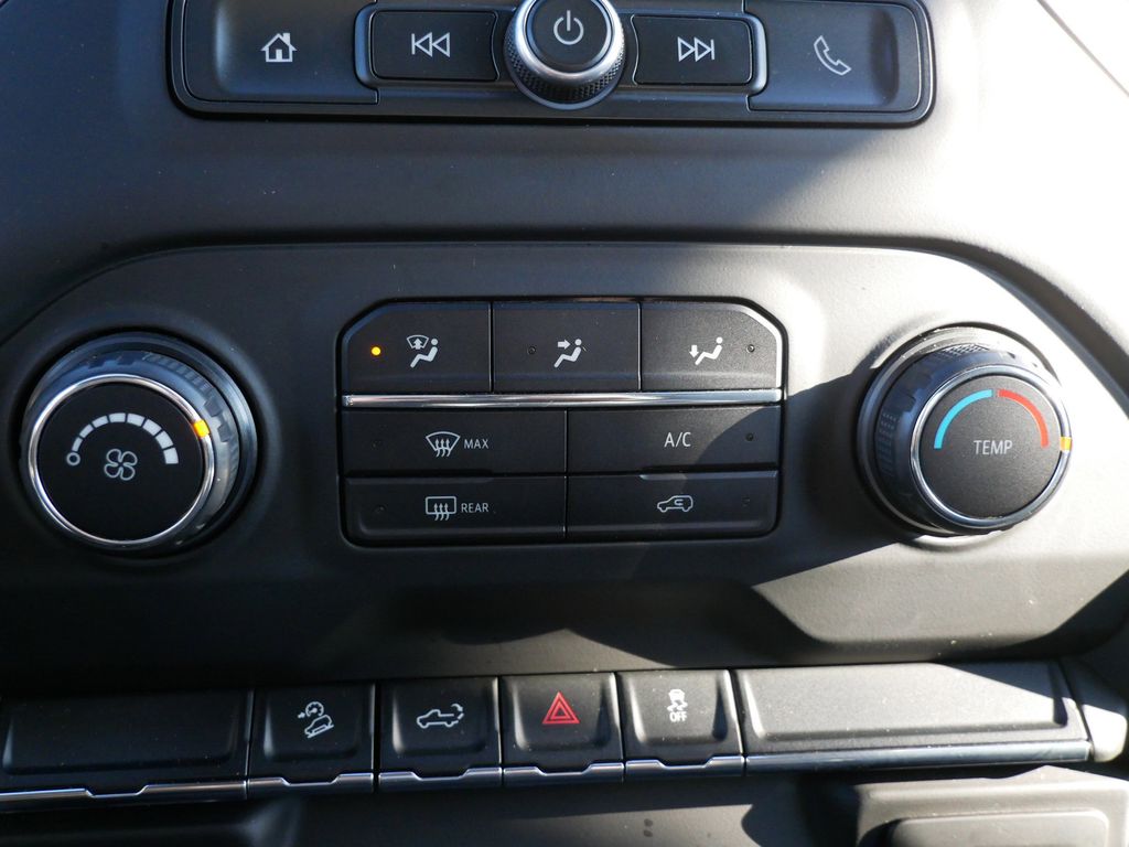 Thumbnail: 2021 Chevrolet Silverado 2500 - 45