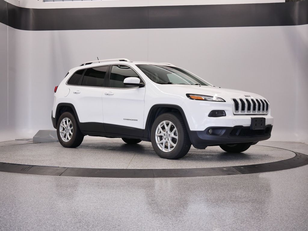 Thumbnail: 2015 Jeep Cherokee - 10