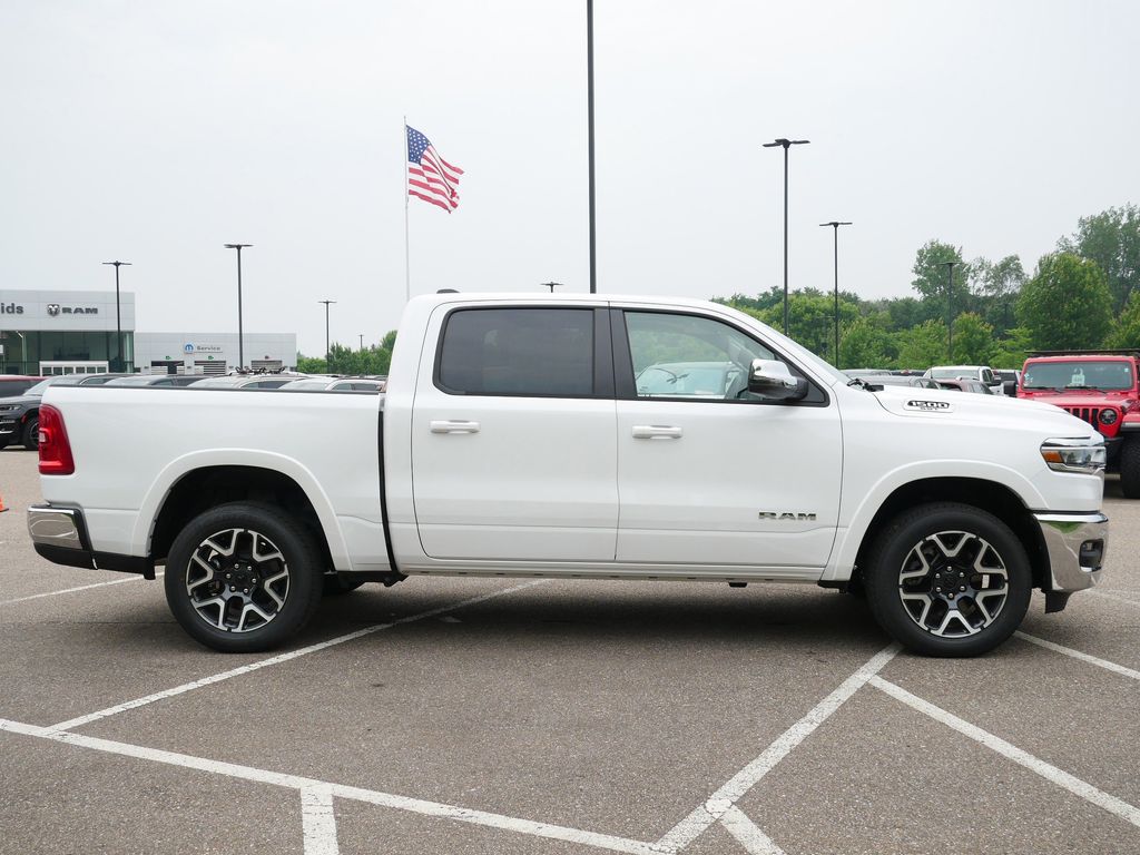 Thumbnail: 2025 RAM 1500 - 9