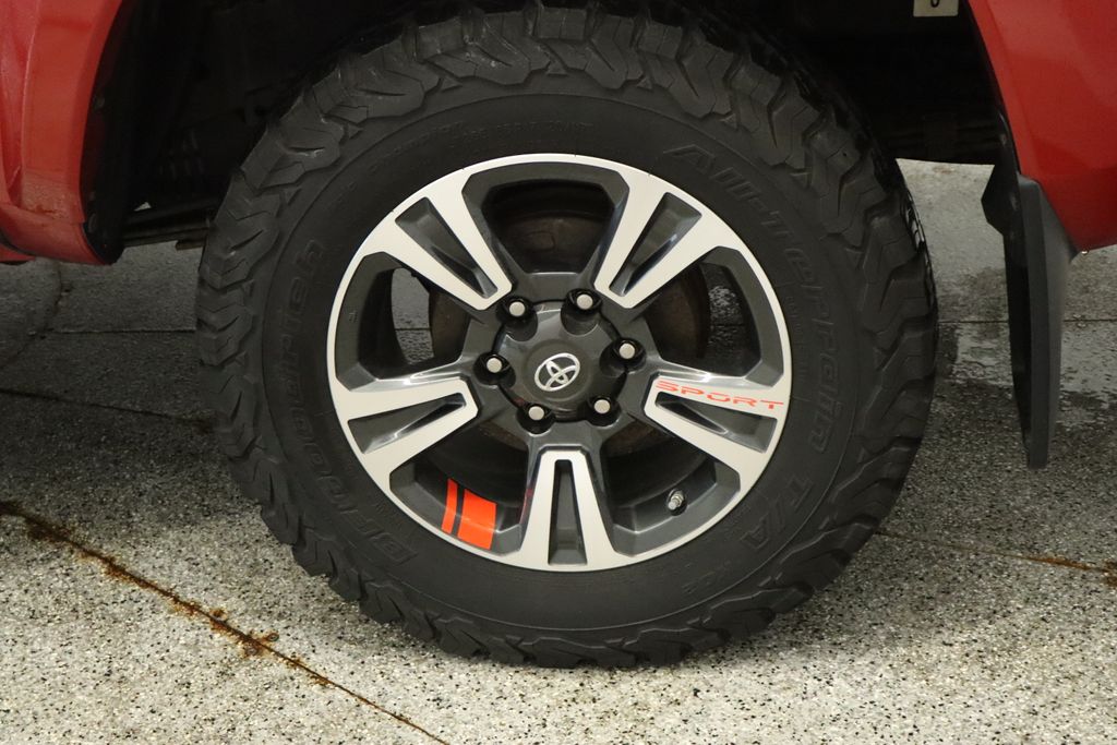 Thumbnail: 2017 Toyota Tacoma - 16