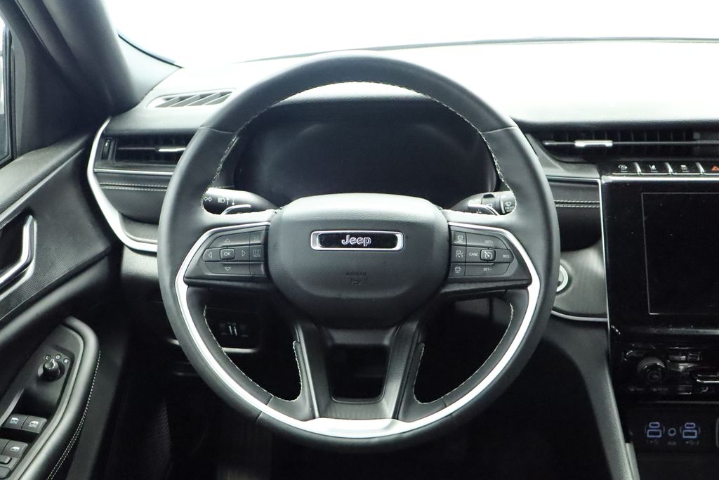 Thumbnail: 2024 Jeep Grand Cherokee - 27