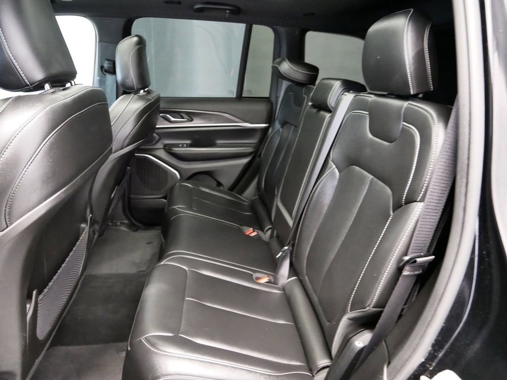 Thumbnail: 2024 Jeep Grand Cherokee - 6