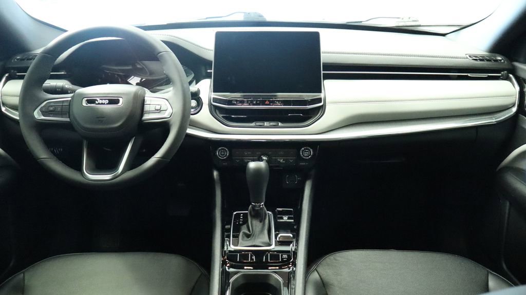 Thumbnail: 2023 Jeep Compass - 24