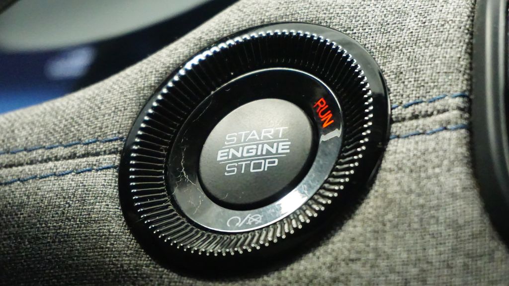 Thumbnail: 2023 Jeep Compass - 35