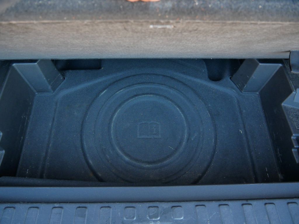 Thumbnail: 2019 Chevrolet Equinox - 17