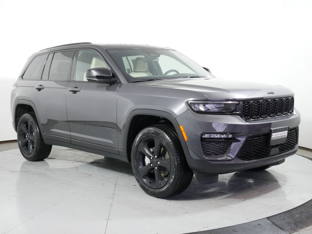 Thumbnail: 2025 Jeep Grand Cherokee - 2