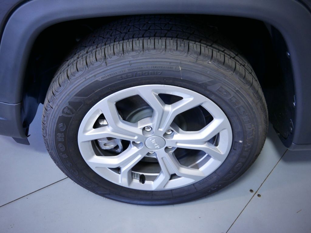 Thumbnail: 2024 Jeep Compass - 23