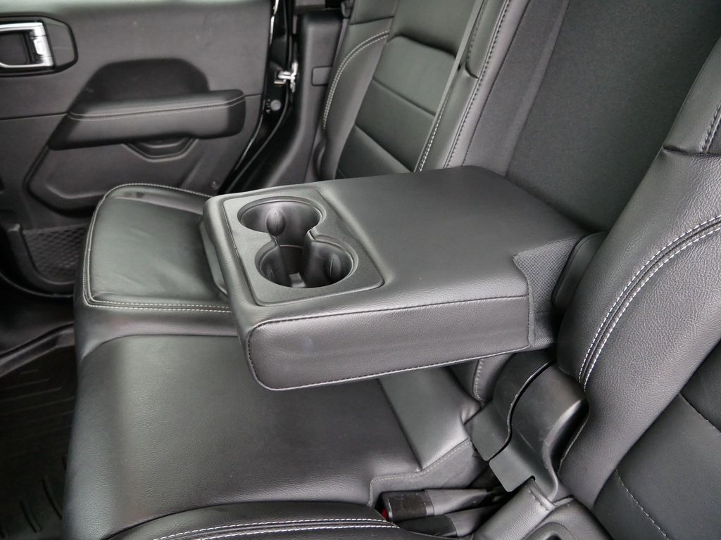 Thumbnail: 2021 Jeep Gladiator - 38