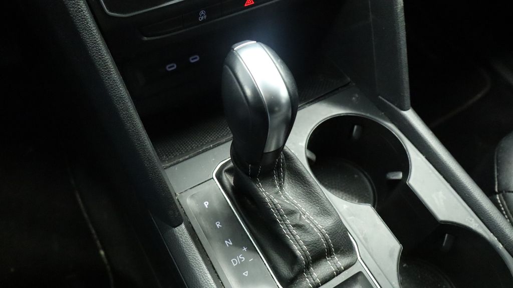 Thumbnail: 2022 Volkswagen Atlas - 34