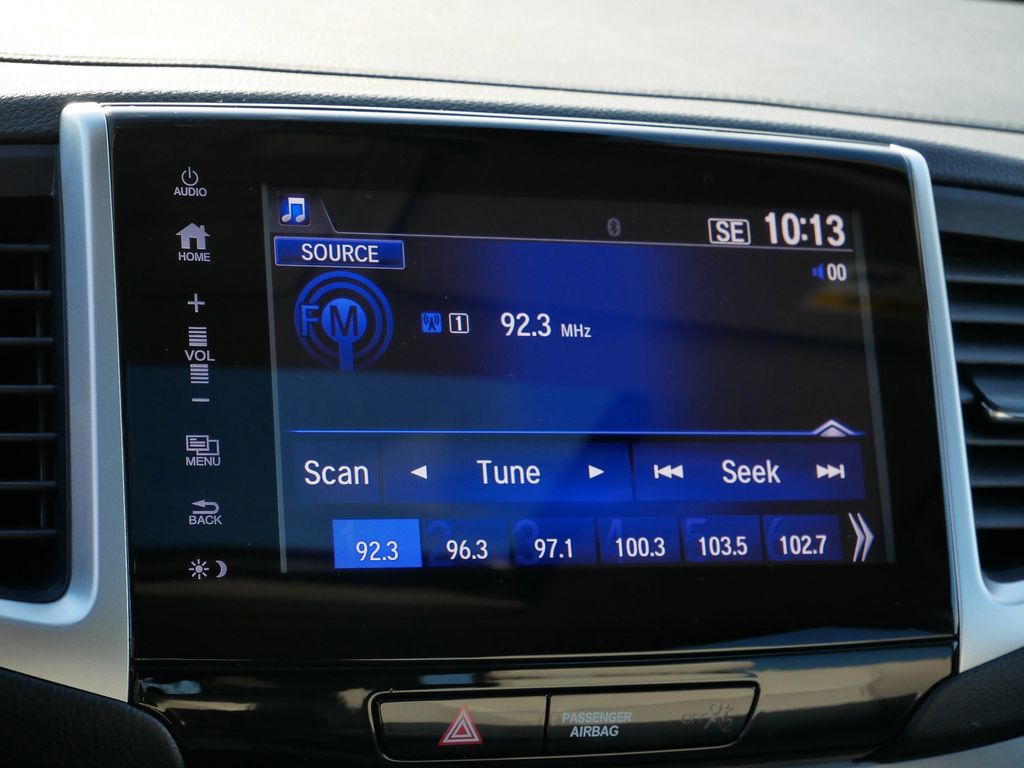 Thumbnail: 2018 Honda Pilot - 32