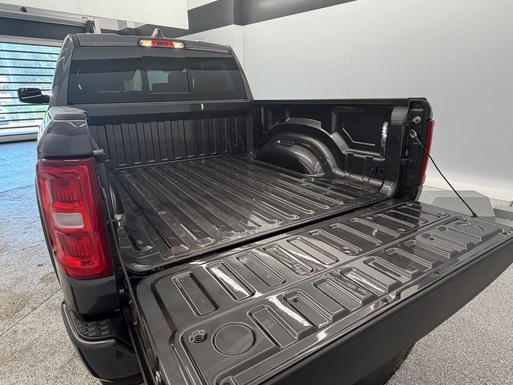 Thumbnail: 2026 RAM 1500 - 16